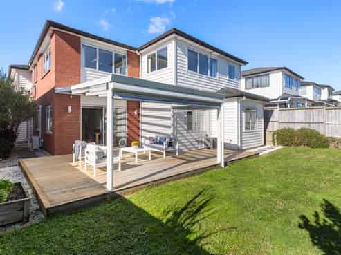 13 Carrygawley Road, Flat Bush
