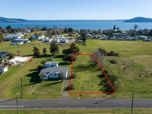 11 Middleton Road, Hannahs Bay