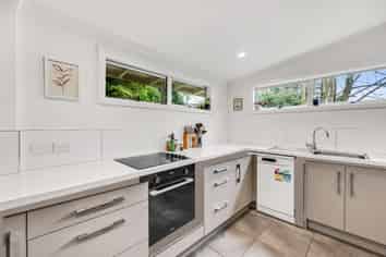 30 Coote Road, Napier Hill