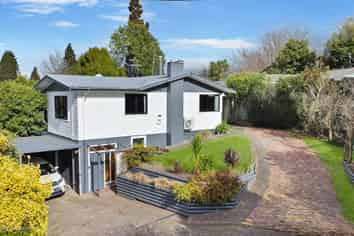 280 Sunset Road, Sunnybrook