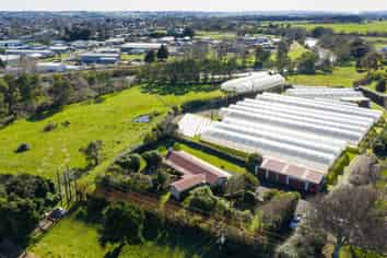 7 Campbell Road, Aorangi