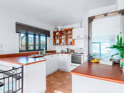 2/202 Taharepa Road, Taupo