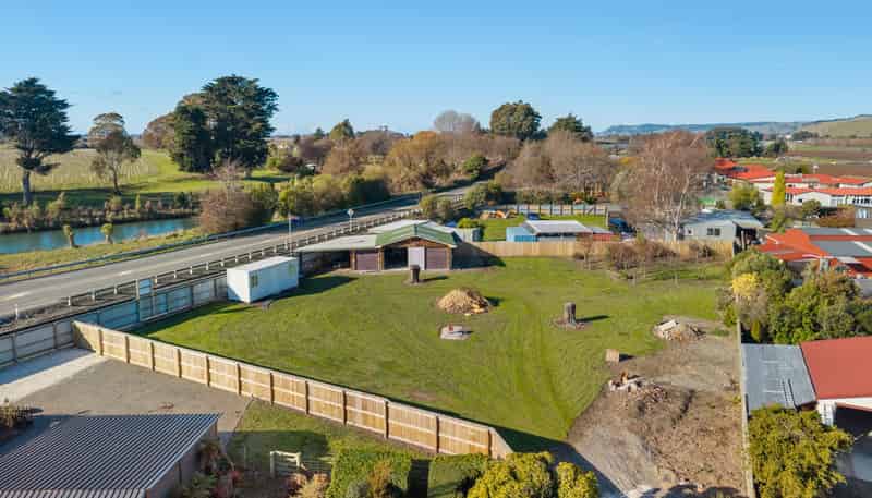 386 Alabama Road, Riverlands