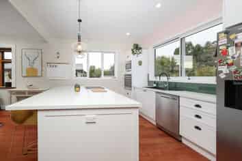 77 Main Road, Fairfield