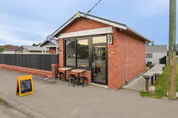 77 Main Road, Fairfield