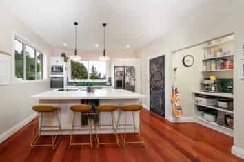 77 Main Road, Fairfield