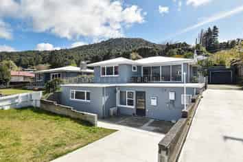 307 Clayton Road, Pukehangi