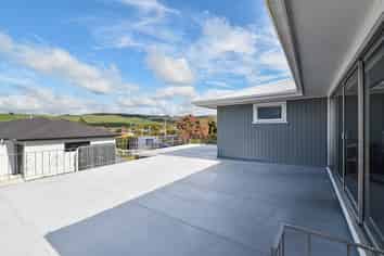 307 Clayton Road, Pukehangi