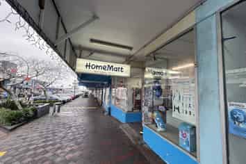 Retail opportunity in prime Birkenhead location