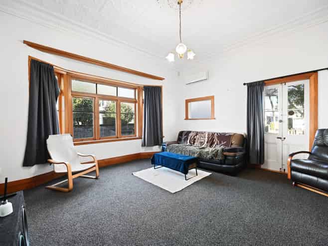 15 Wellington Street, Hamilton East