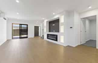 142 Great South Road, Manurewa