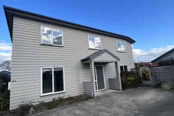 B/42 Joseph Street , West End