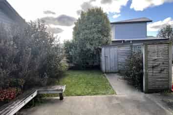 B/42 Joseph Street , West End