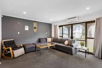 48B Cortina Avenue, Johnsonville