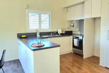 27a Shackle Lane, WHITBY