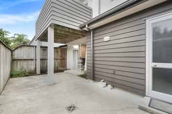 15C Charlemont Street, Whitiora