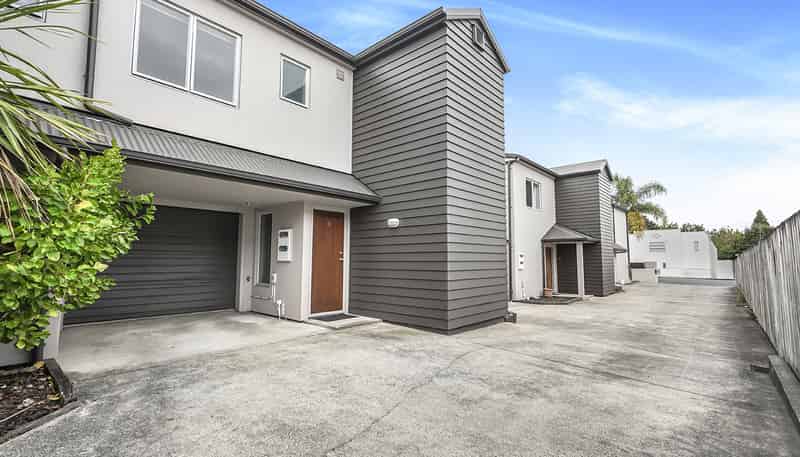 15C Charlemont Street, Whitiora