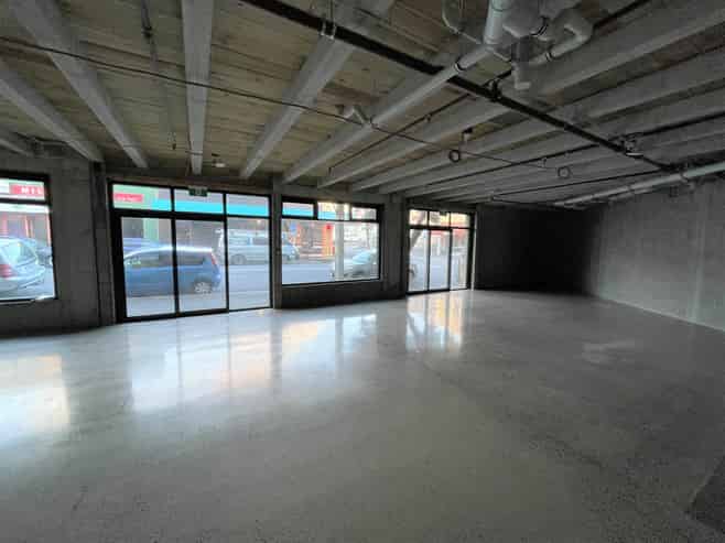 Mount Victoria Retail/ Office  