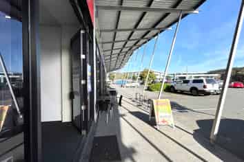 68m2 retail in the heart of Rosedale