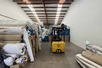 176sqm Warehouse with Drive-Through Access