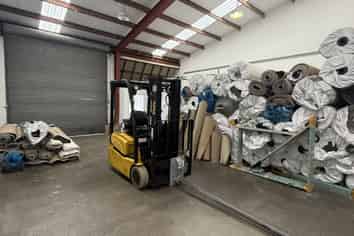 176sqm Warehouse with Drive-Through Access