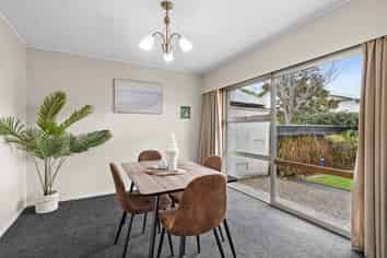 708C Tomoana Road, Mahora