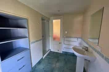 Room 5/42A Cargill Street, Dunedin Central