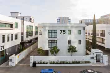 For Sale: 2/75 Gloucester Street – Price Reduced