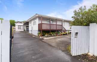 57 Te Irirangi Drive, Clover Park