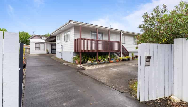 57 Te Irirangi Drive, Clover Park