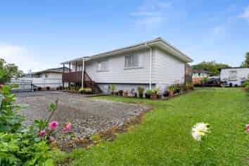 57 Te Irirangi Drive, Clover Park