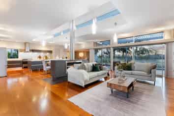 21 Schopolo Place, Albany