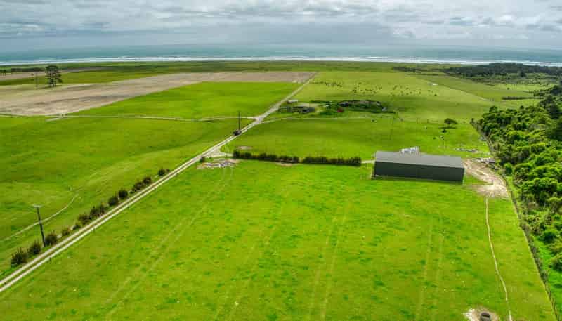  3141 State Highway 6, Barrytown