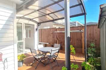 5 Bruckles Drive, Flat Bush