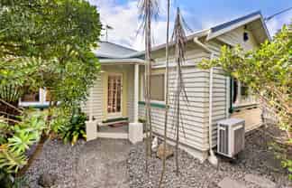 318 Karori Road, Karori