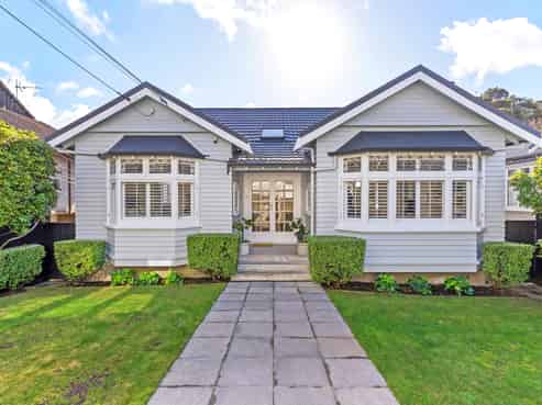 28 Friend Street, Karori