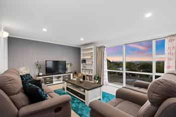 25 Donovan Avenue, Massey