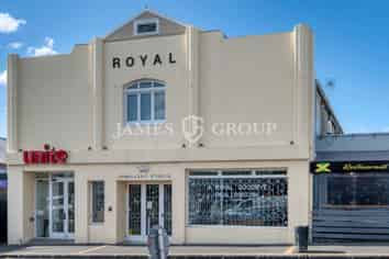 HIGH STUD KINGSLAND CHARACTER SPACE | 100M²