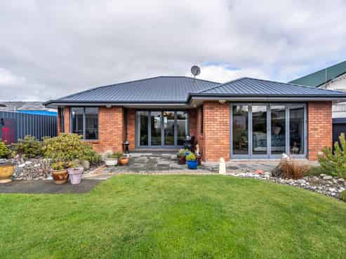 54 Catherine Street, Windsor