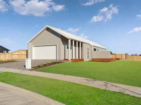 17 Cashmere Oaks Drive,, Masterton