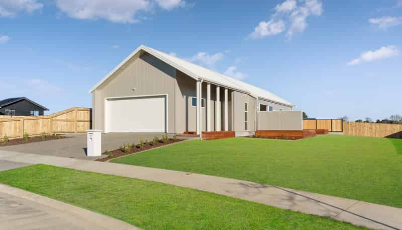 17 Cashmere Oaks Drive,, Masterton