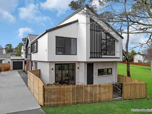 10 Truscott Place, West Harbour