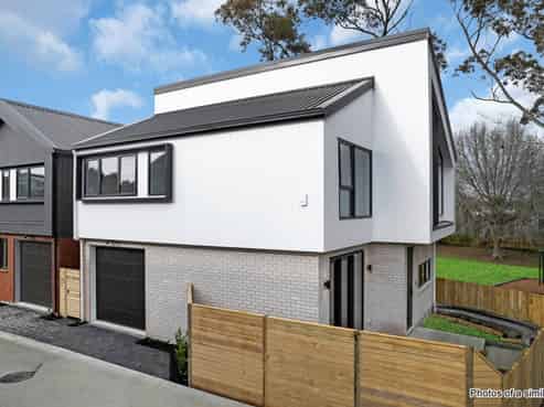 10 Truscott Place, West Harbour