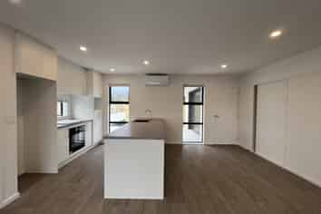 21B Oak Tree Lane, Rolleston