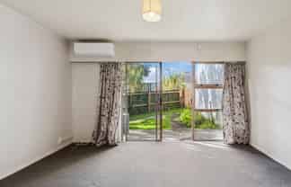 2/31  Blease St, New Lynn