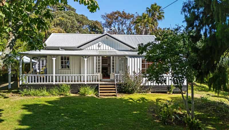 90 Pendarves Street, New Plymouth Central