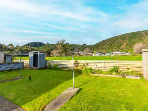16C Buckley Grove, Paraparaumu