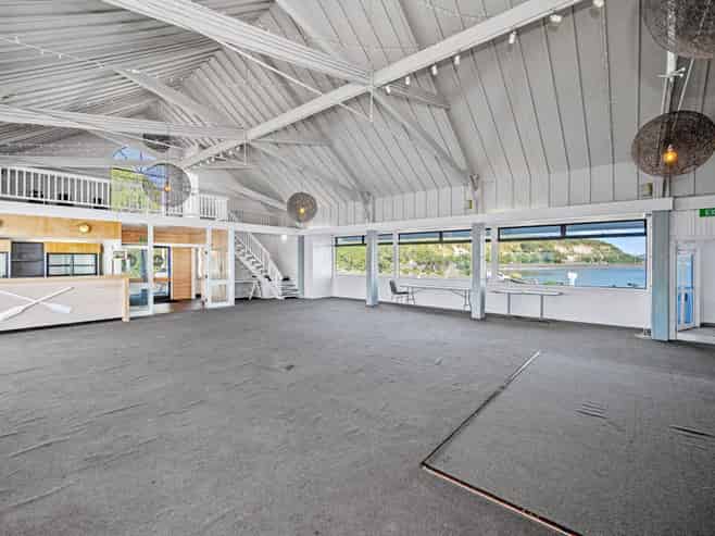 FLAGSHIP WATERFRONT OPPORTUNITY
