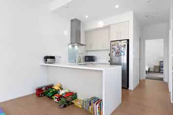 MODERN LIVE/WORK SPACE IN ALBANY

