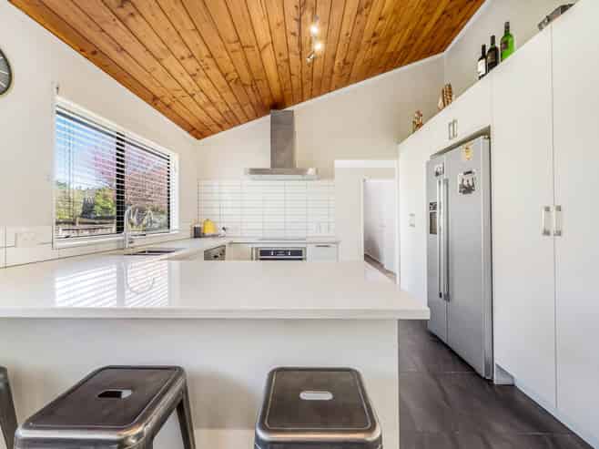 2/153 Whitford Road, Somerville